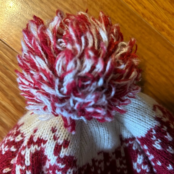 North Face Unisex / gender neutral winter toboggan hat with a beanie Pom. - Picture 3 of 7